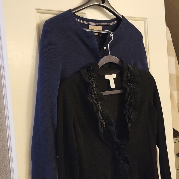 Two Women Knit Cardigans - Picture 3 of 16